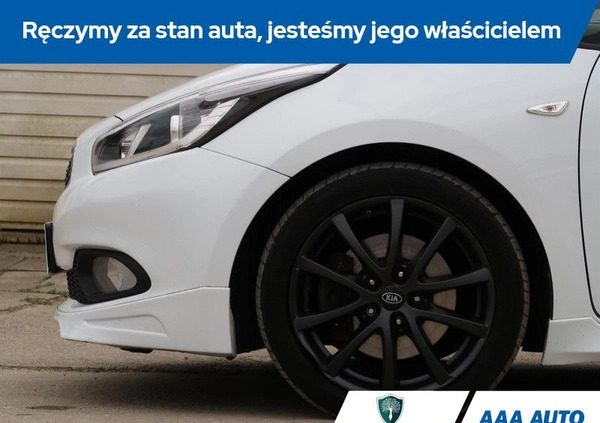 Kia Ceed cena 30000 przebieg: 219883, rok produkcji 2013 z Golub-Dobrzyń małe 254